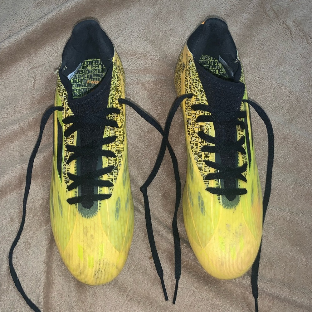 Adidas SOCCER Cleats size 8.5
